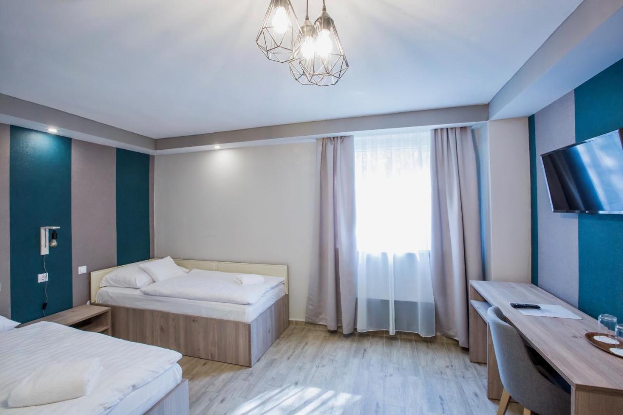 Fogado A Ket Toelgyfahoz Bed & Breakfast *
